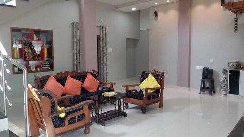 4-bedroom villa in Karwar with AC