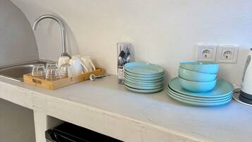 In-room safe, soundproofing, free WiFi