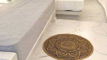 Superior Apartment | In-room safe, soundproofing, free WiFi