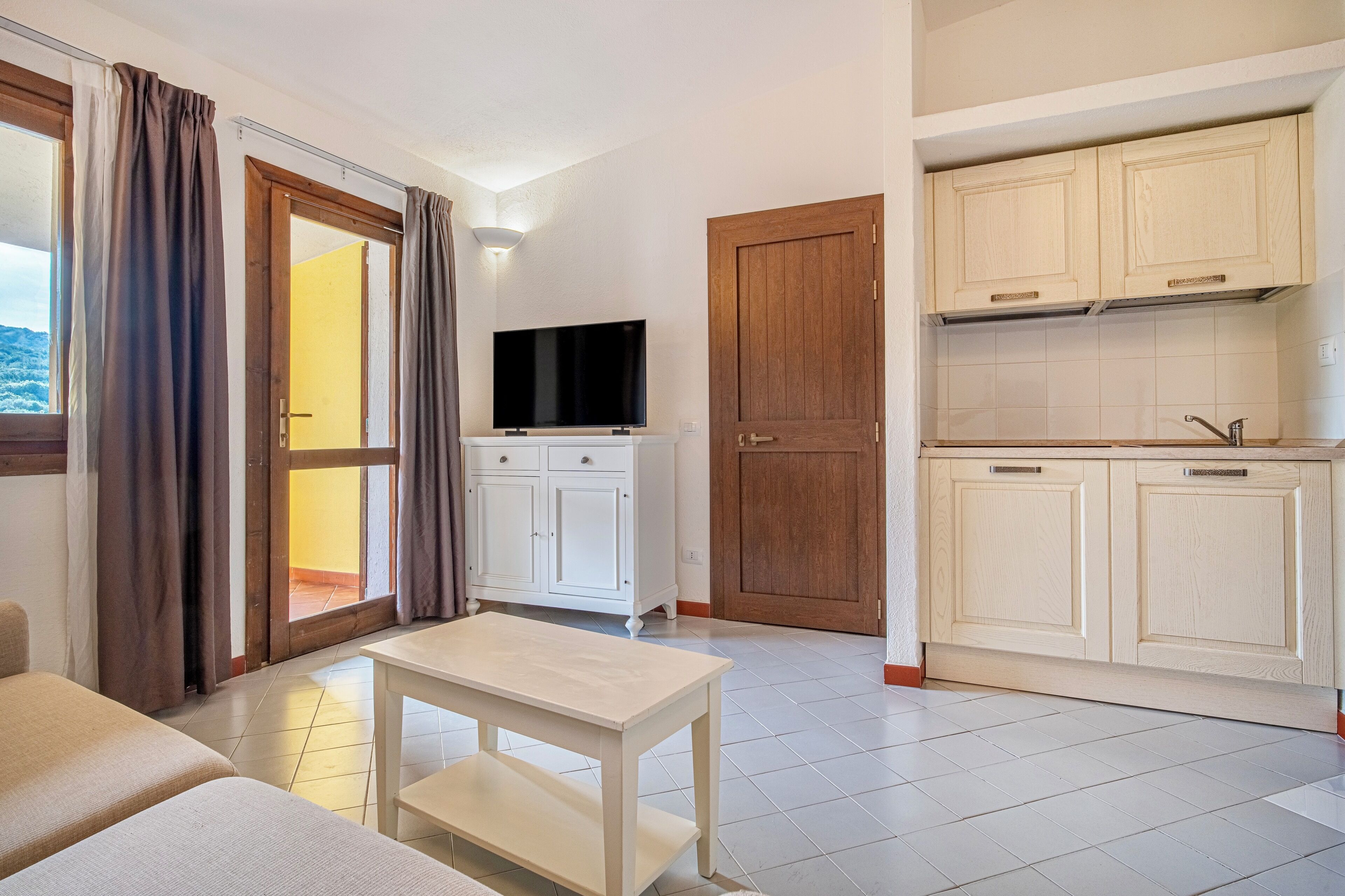 TV LED 24 polegadas com canais a cabo