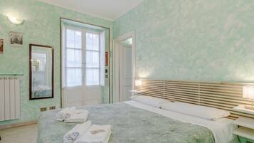 Tabla de planchar con plancha