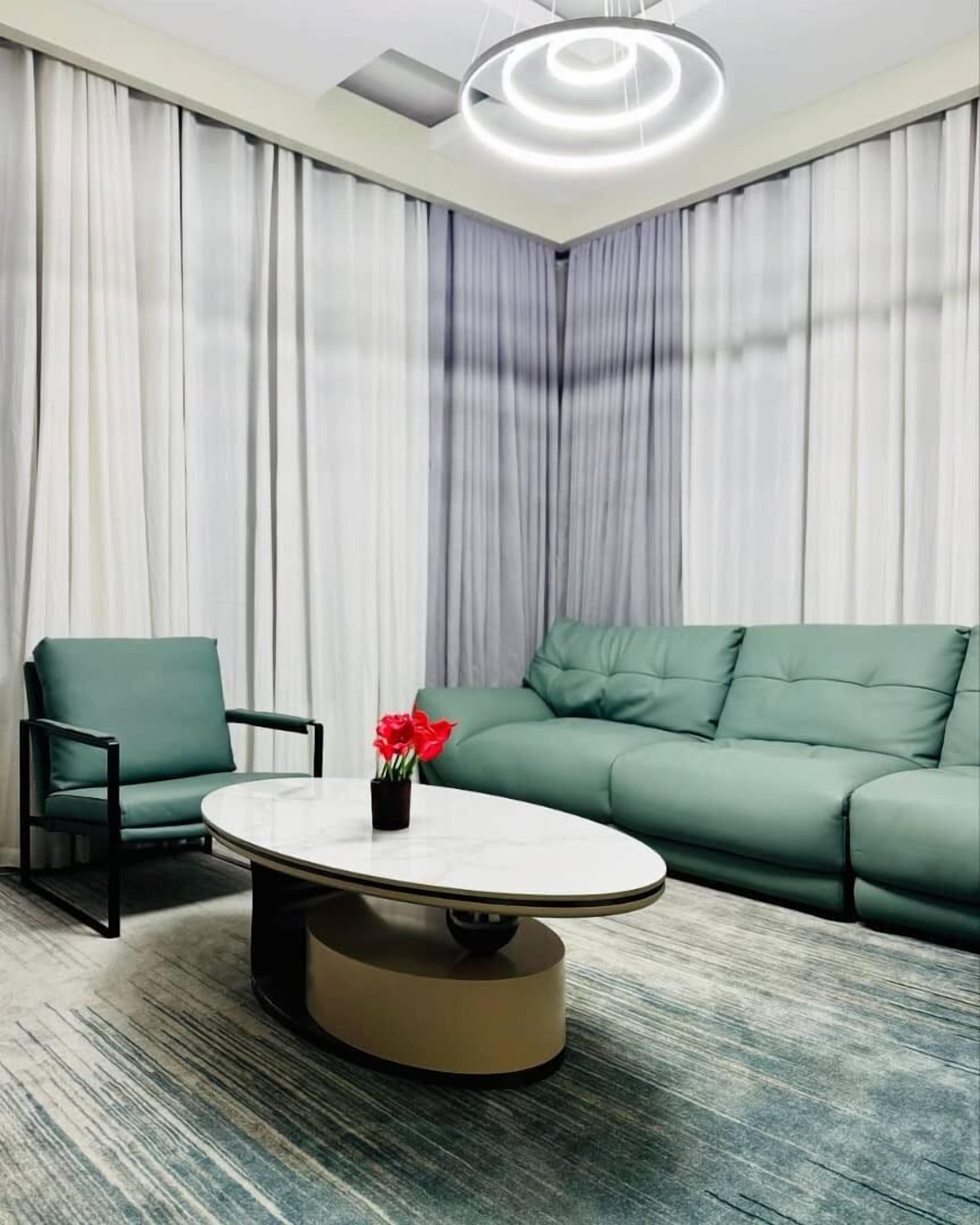 Deluxe Double Room | Living area