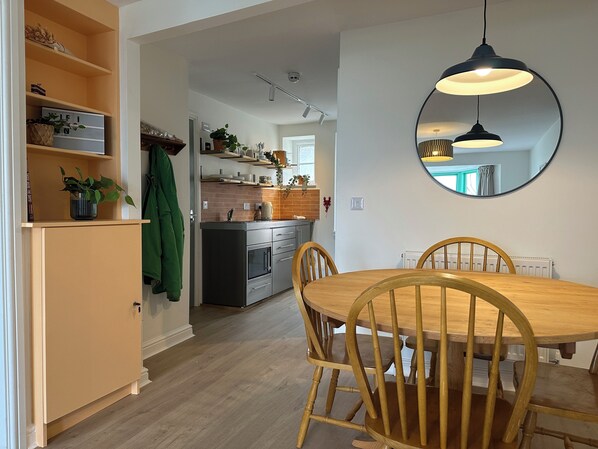 Dining - A cosy and stylish apartment with views across Mumbles bay. Pet friendly (Mumbles)