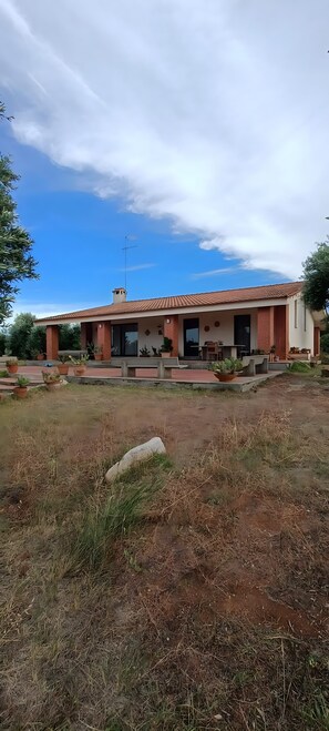 Exterior - Apartment 'Villa Ada' with Wi-Fi and Air Conditioning (Cozze)