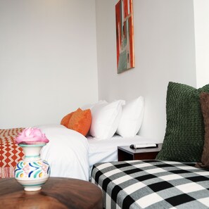 熨斗/熨衣板、WiFi、床单