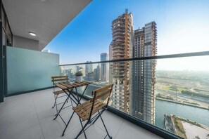 House - Stayshort - 1 Bedroom in Business Bay Sleeps 2 With City View (Dubai)