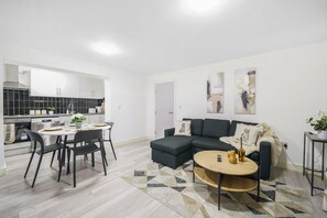 Living area - Shirland Road Flat (London)