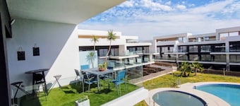 Ático de lujo en Zahara con piscina compartida, Wi-Fi y aire acondicionado