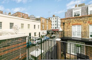 House - 2-bed Gated Home Next To Paddington Station (London)
