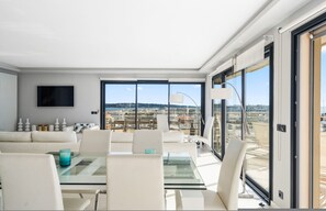 House, Smoking - 4 Bedroom Cannes Penthouse - Ocean View (Cannes)