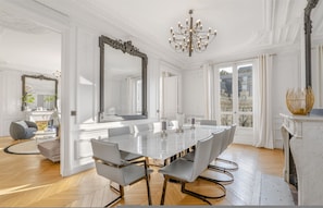 House | 5 bedrooms - The Parisian Beauty in Paris (Paris)