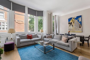 Apartment | 2 bedrooms - Cadogan Square Residence - High Ceilings Balcony (London)