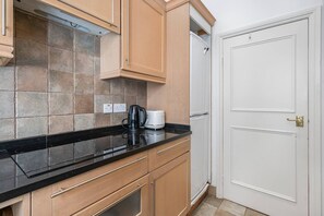 Apartment - Cadogan Square Residence - High Ceilings Balcony (London)