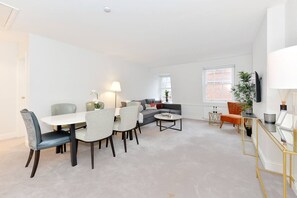2 bedrooms - Cadogan Square Penthouse (London)