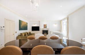 Apartment | 3 bedrooms - Luxury 3BR Mayfair Apartment Near Green Park (London)