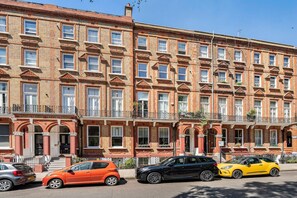 House - Stylish Kensington Home Next To Earl s Court (London)