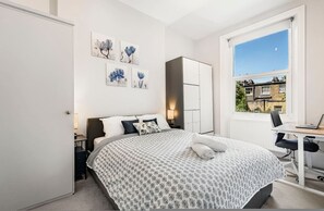 House | 2 bedrooms - Stylish Kensington Home Next To Earl s Court (London)