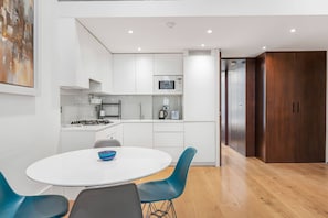 House | 1 bedroom - Bayswater Home High Ceilings Transport Links (London)