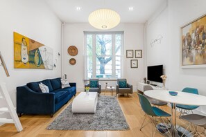 House - Bayswater Home High Ceilings Transport Links (London)