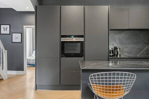 Apartment | 2 bedrooms - Luxury Kensington Penthouse With Huge Roof Terrace (London)