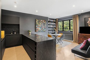 Apartment | 2 bedrooms - Luxury Kensington Penthouse With Huge Roof Terrace (London)