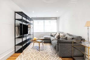 บ้านพัก | 4 ห้องนอน