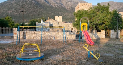 Mylos Villa Mani