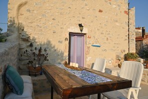 House, 3 Bedrooms, Terrace, Sea View | Balcony - Kivotos Mani (East Mani)