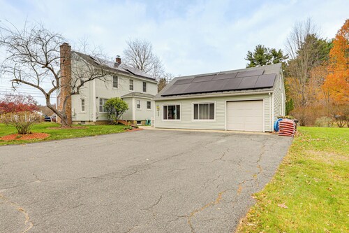 Hike & Explore Western Mass: Peaceful Studio