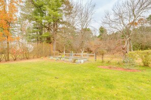 Apartment (0 Bedroom) | Interior - Hike & Explore Western Mass: Peaceful Studio (Palmer)