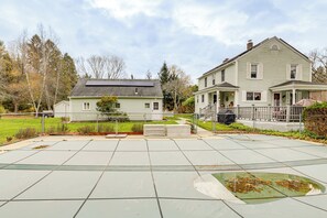 Apartment (0 Bedroom) | Interior - Hike & Explore Western Mass: Peaceful Studio (Palmer)