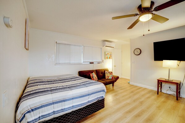House (0 Bedroom) | Interior