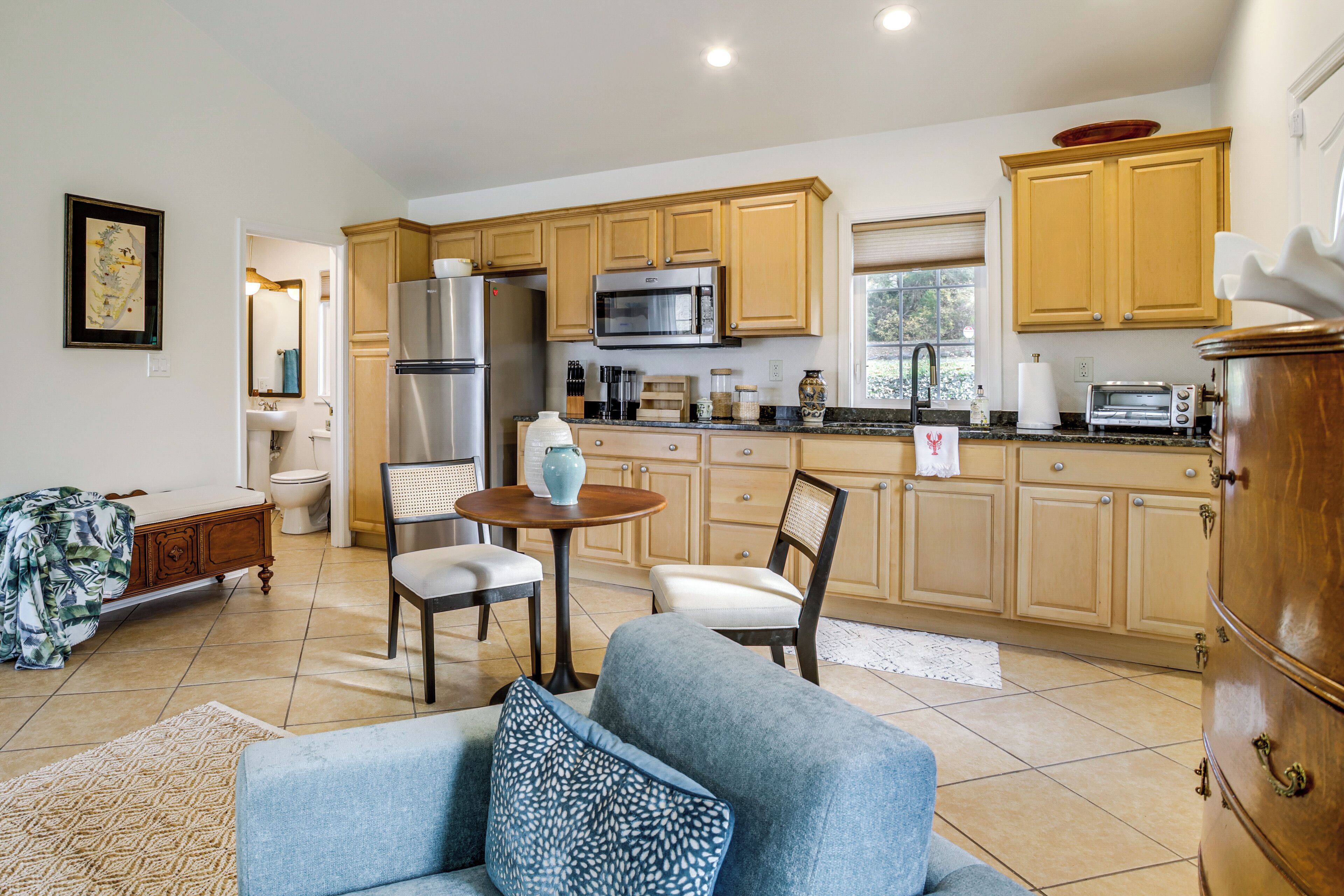 Apartment (0 Bedroom) | Interior