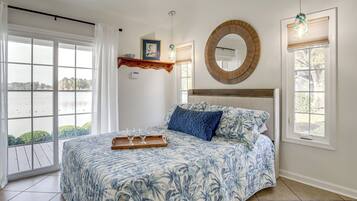 Apartment (0 Bedroom) | Interior