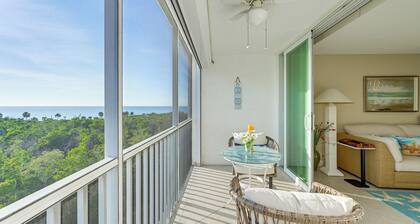 Oceanfront Studio w/ Gulf & Sunset Views From Bed!