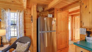 House (1 Bedroom) | Interior