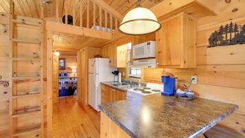 House (1 Bedroom) | Interior