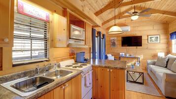 House (1 Bedroom) | Interior