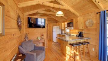 House (1 Bedroom) | Interior