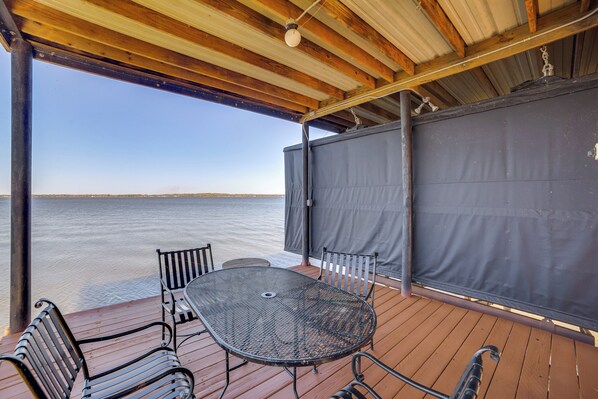 House (4 Bedrooms) | Interior - Family Retreat on Cedar Creek Lake! Dock & Views (Trinidad)