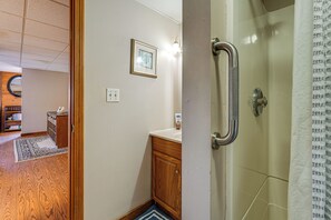 Apartment (0 Bedroom) | Interior - Stay on Historic Estate! Quiet Limerick Escape (Limerick)