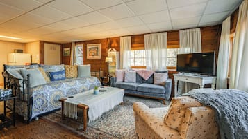 Apartment (0 Bedroom) | Bahagian dalam