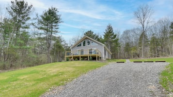 House (3 Bedrooms) | Front of property