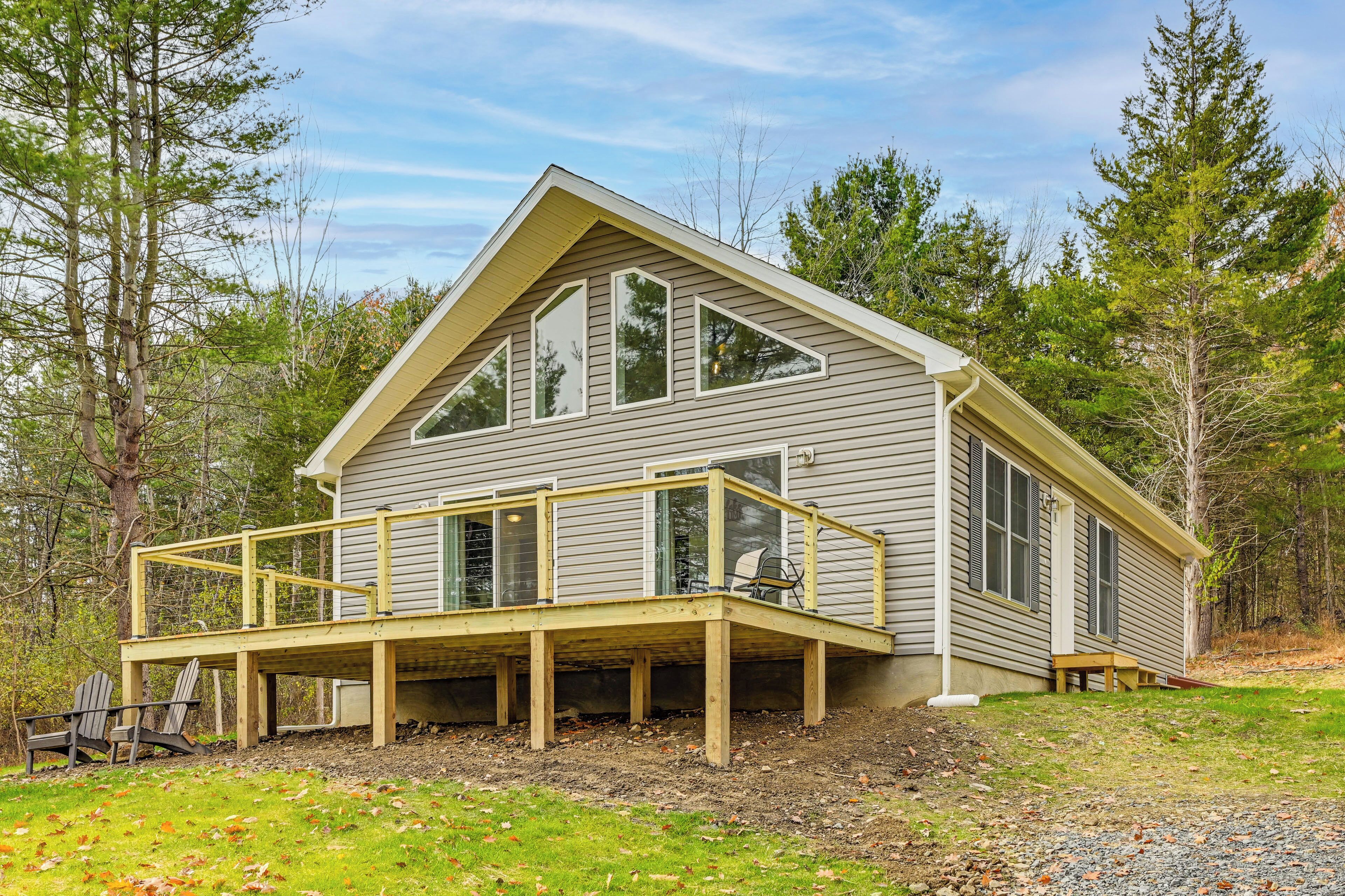 House (3 Bedrooms) | Front of property