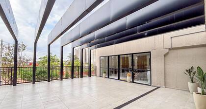 NEW CENTRAL APARTMENT WITH ELEVATOR, 10 MINUTES FROM VIRACOPOS AIRPORT