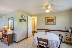 House (2 Bedrooms) | Interior - Golf, Shop & Relax: Englewood Retreat w/ Lanai! (Englewood)