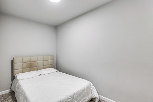 Interior - Pet-friendly 3BR Rowhouse: Walk to Patterson Park! (Baltimore)