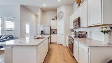 Casa (3 Bedrooms) | Interior