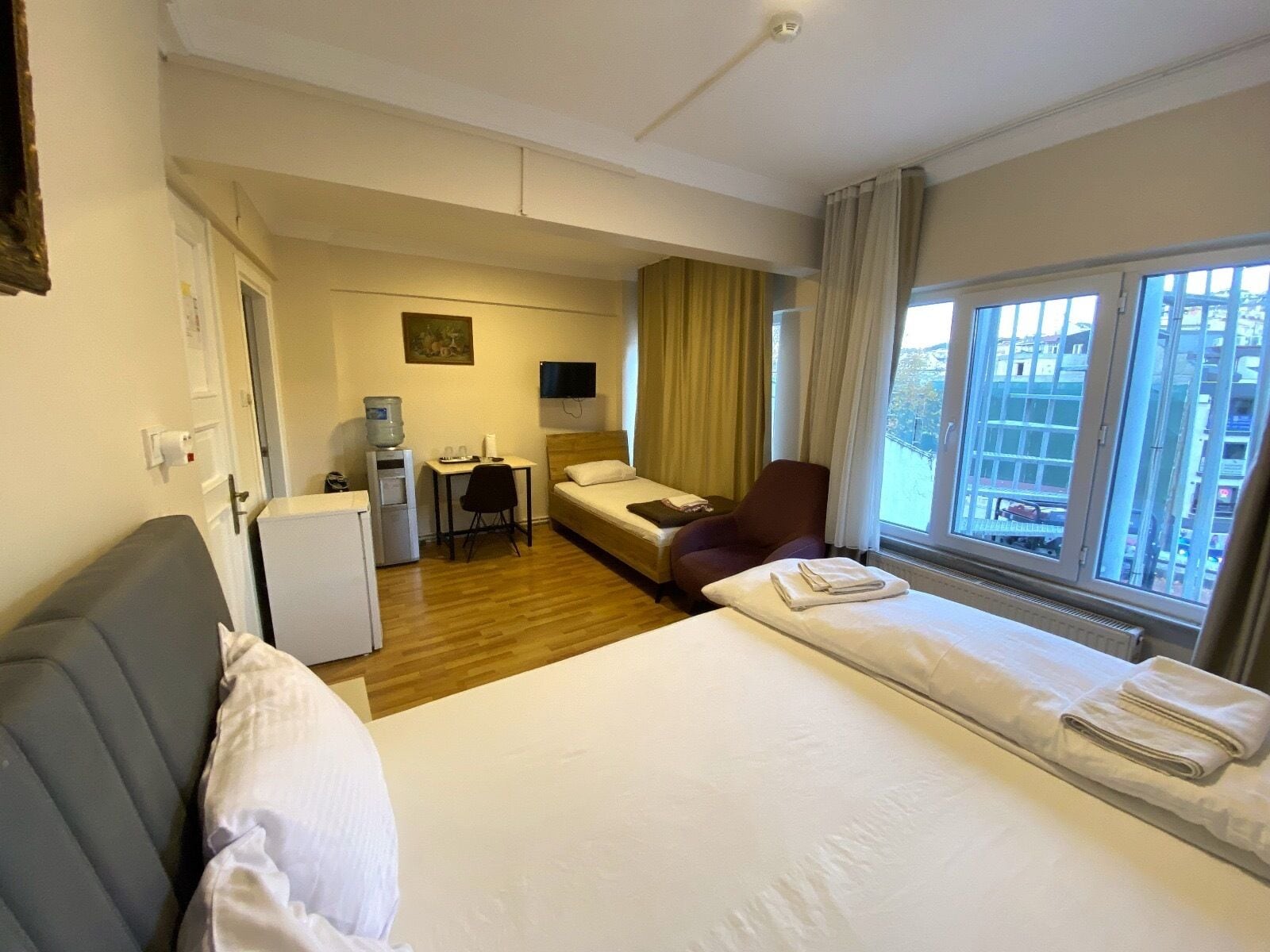 Comfort Twin Room | Blackout drapes, iron/ironing board, free WiFi