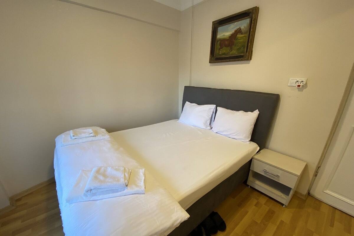 Comfort Twin Room | Blackout drapes, iron/ironing board, WiFi (free)